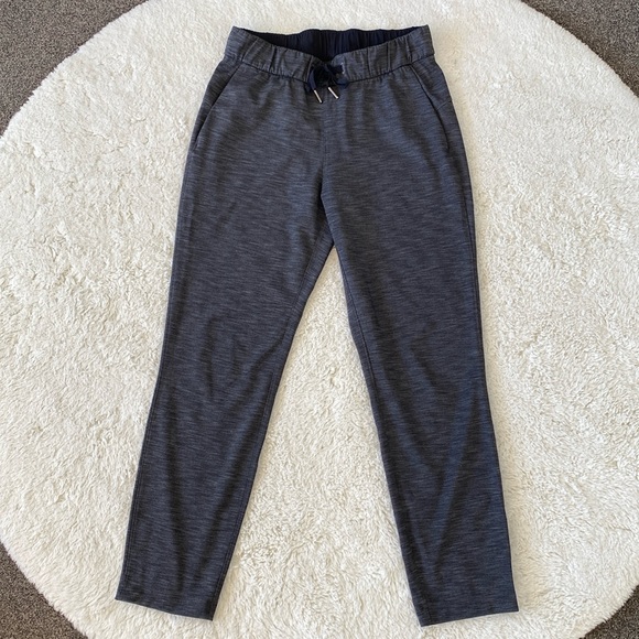 ❤️ Lululemon On The Fly Pant *28" Grey Luxtreme Size 4 - Picture 7 of 12